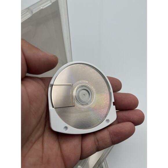 PSP PlayStation Portable Tiger Woods PGA Tour 08 Game - COMPLETE With Manual! - Picture 5 of 5